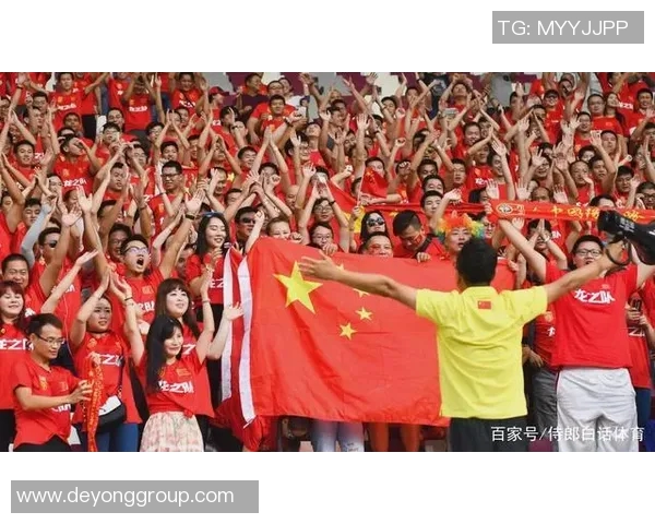 上海足球队荣登实力排行榜榜首引领全国足球新风潮 上海足球队荣登实力排行榜榜首引领全国足球新风潮