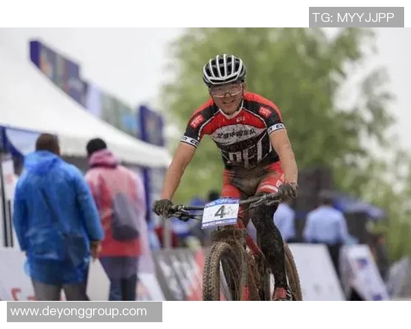 南京足球队在精英赛中的战术意识与表现分析 南京足球队在精英赛中的战术意识与表现分析