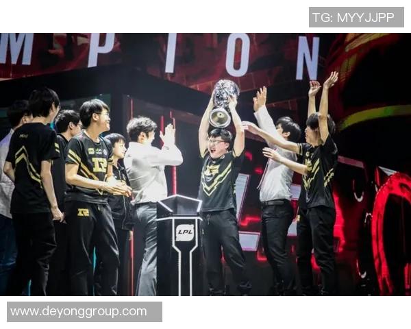 赛后分析:RNG与WE对决中的节奏掌控与战术博弈 赛后分析:RNG与WE对决中的节奏掌控与战术博弈