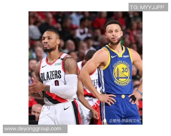 勇士与马刺近期对决分析及比赛亮点回顾 勇士与马刺近期对决分析及比赛亮点回顾