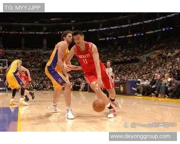 哈德森的传奇之路：从默默无闻到篮球巨星的成长历程