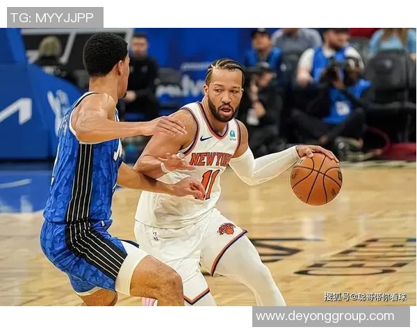 魔术队与纽约尼克斯激战正酣谁能在这场对决中笑到最后 魔术队与纽约尼克斯激战正酣谁能在这场对决中笑到最后